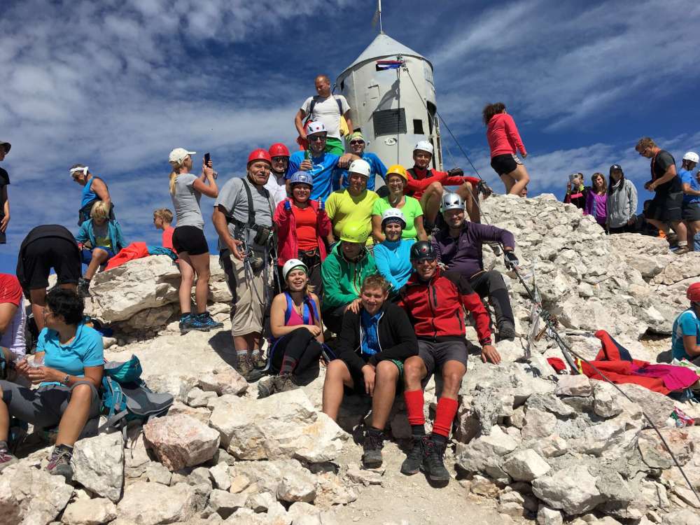 20160820_121657225_ios-2048