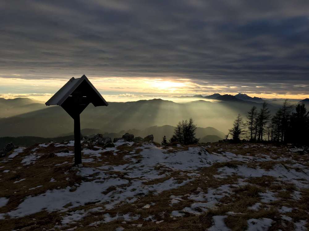 20170112_145936778_ios-2048