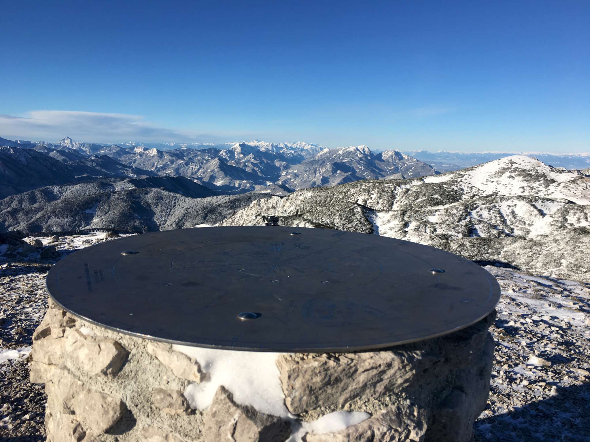 20170115_082500488_ios-2048