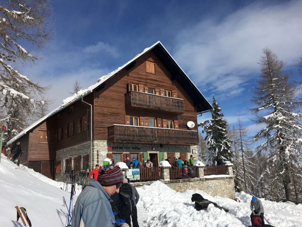 20170211_100355925_ios-2048