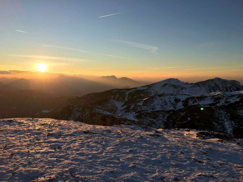 20170220_162130372_ios-2048