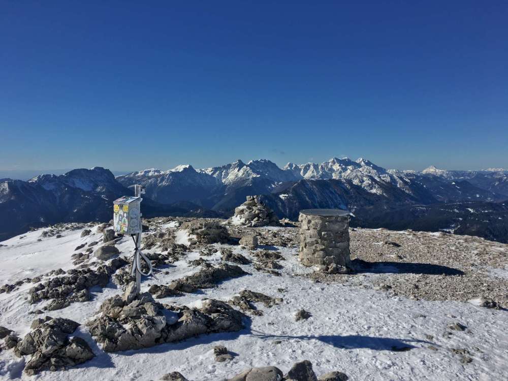 20170311_082225872_iOS-2048