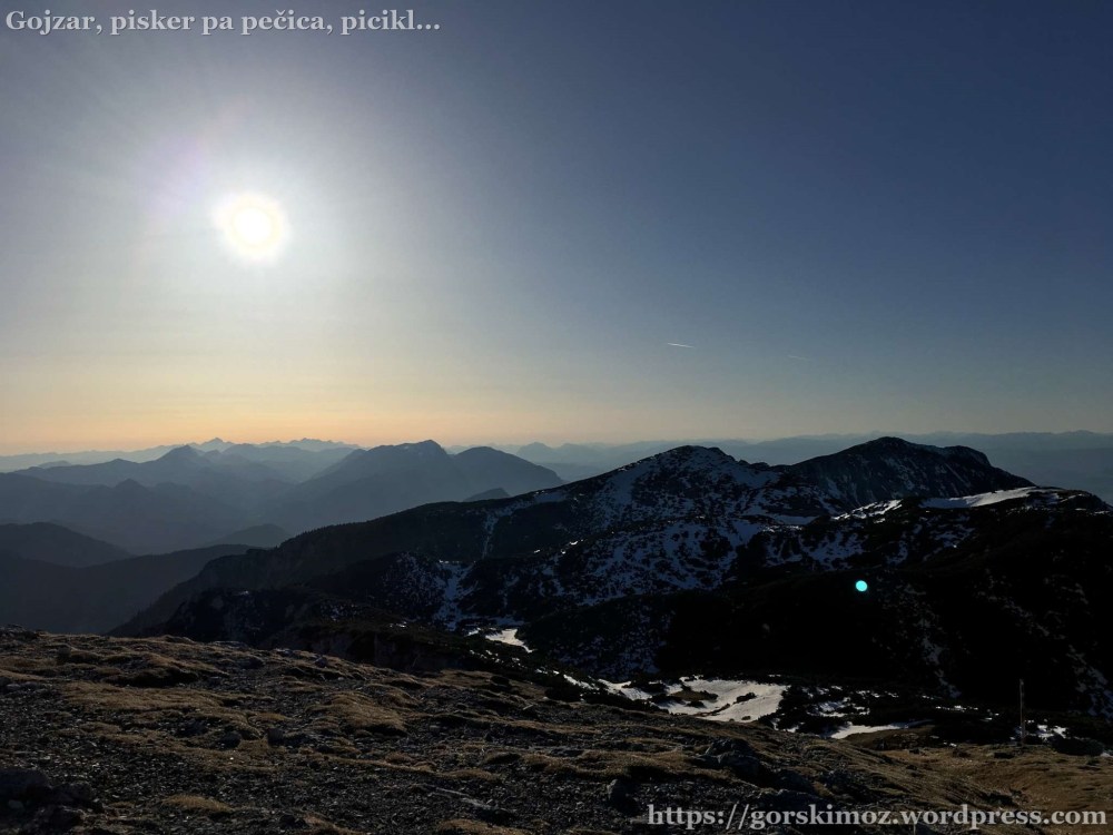 20170328_160859501_iOS-2048