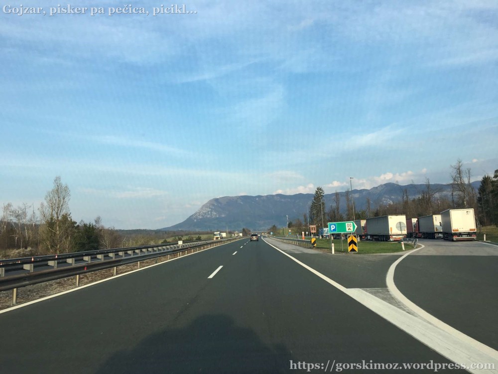 20170402_060704416_iOS-2048