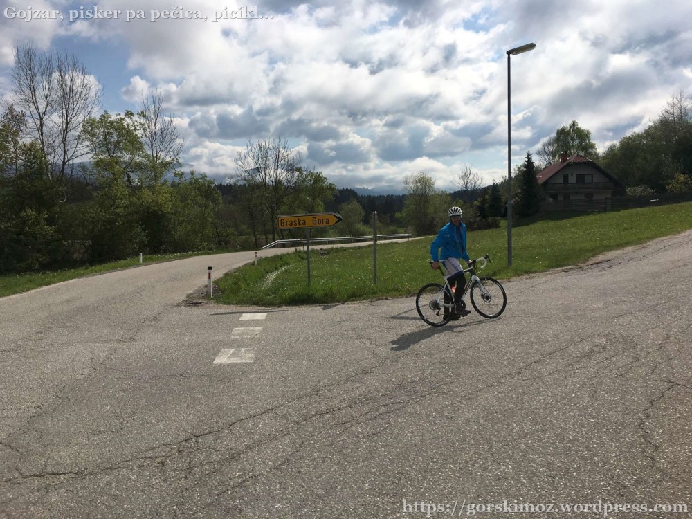 20170429_075721718_iOS-2048