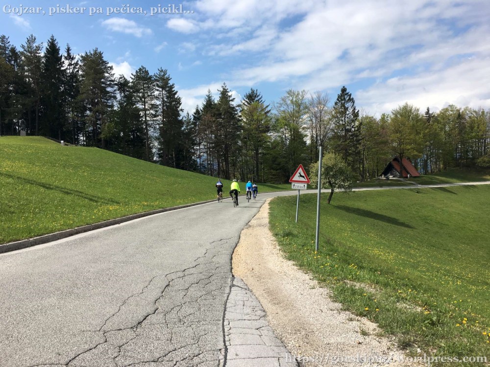 20170429_082907696_iOS-2048