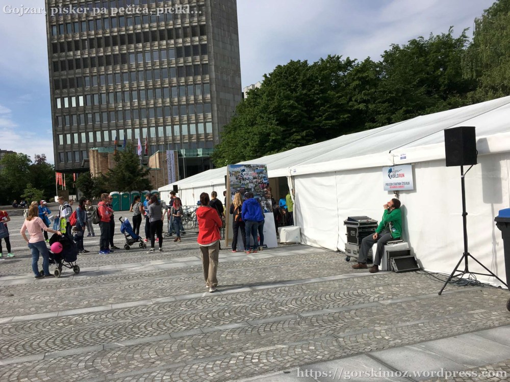 20170507_080034696_iOS-2048