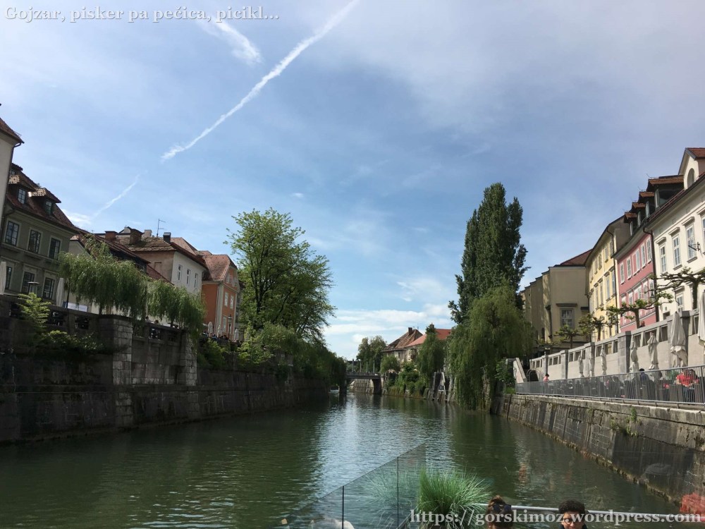 20170507_083640240_iOS-2048