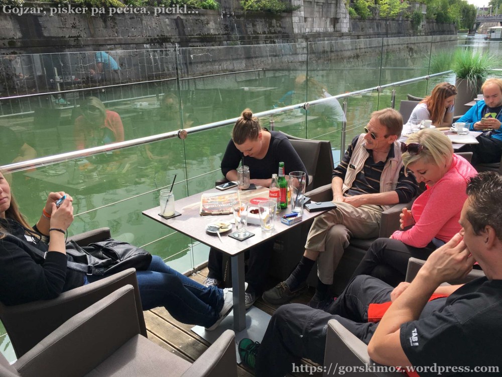 20170507_093435012_iOS-2048