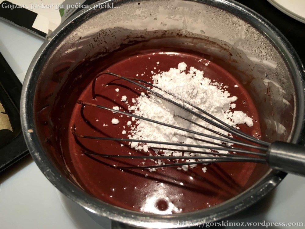 20170606_150217707_iOS-2048