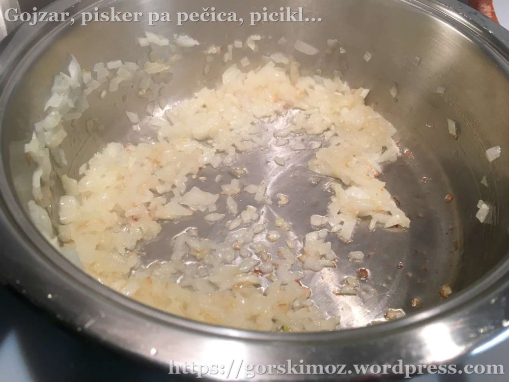 zrezki-v-gobovi-omaki (03)