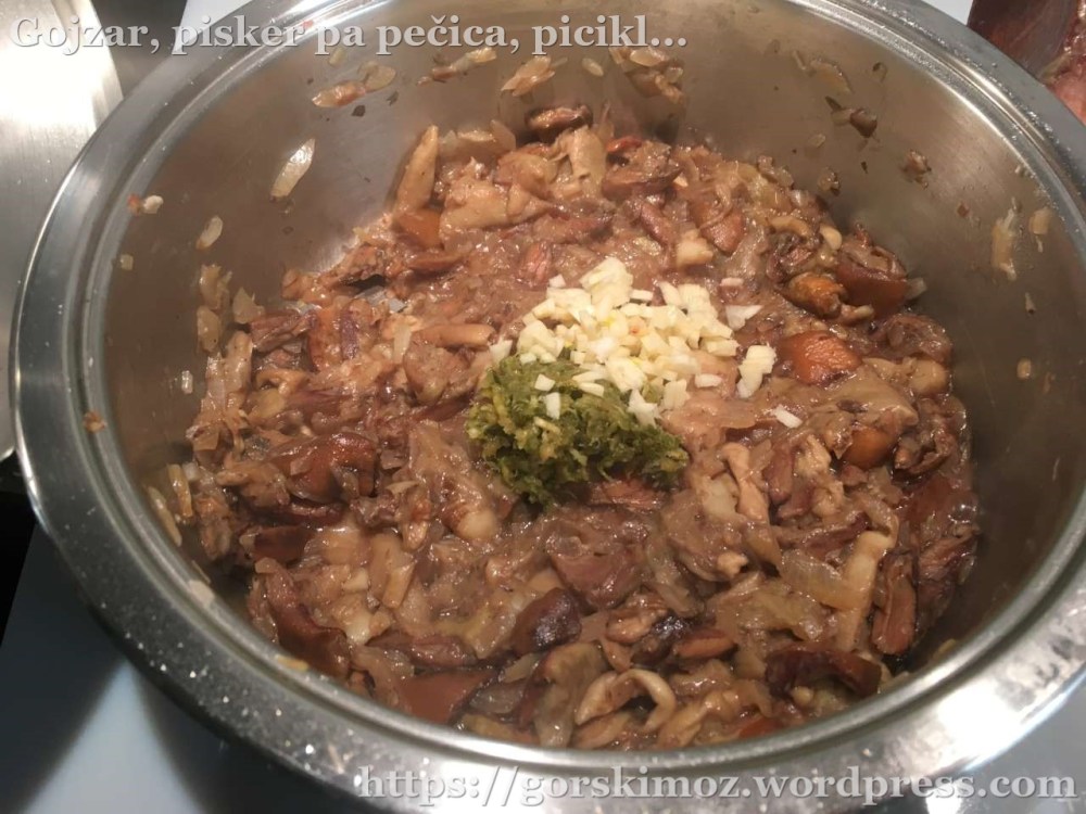 zrezki-v-gobovi-omaki (06)